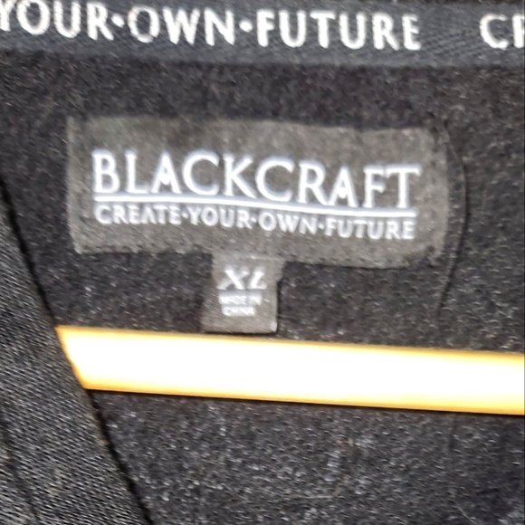 BLACKCRAFT Sz XL Black Never Trust the Living Cropped Hoodie with Thumb Holes - Picture 4 of 5